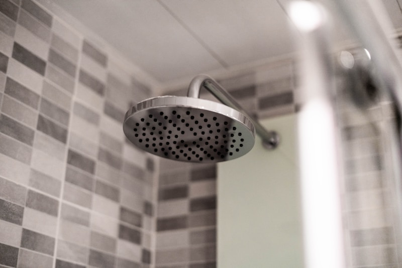 Pomme de douche en inox